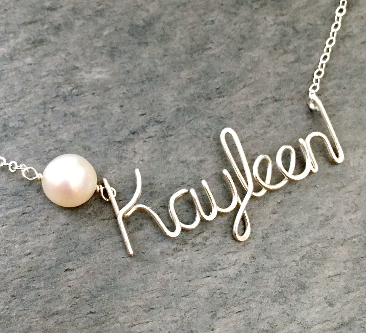 Pearl Name Necklace. Sterling Silver Name Necklace with Off White or Light Pink Freshwater Pearl. Custom Name Necklace w Large Real Pearl