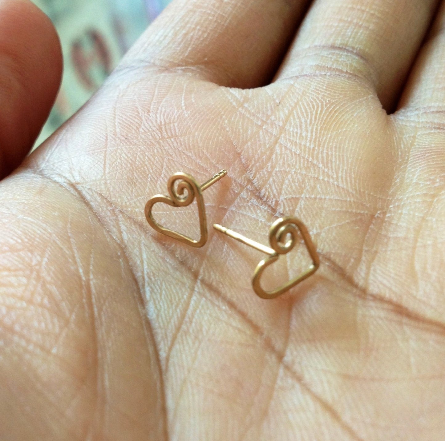 Gold Heart Stud Earrings. 14k Gold Swirly Heart Studs. Spiral Heart Stud Post Earrings. 14k gold filled hearts