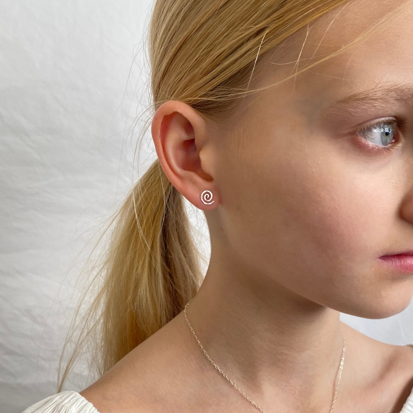 14k Solid Gold Spiral Stud Earrings: Hammered Swirl Design