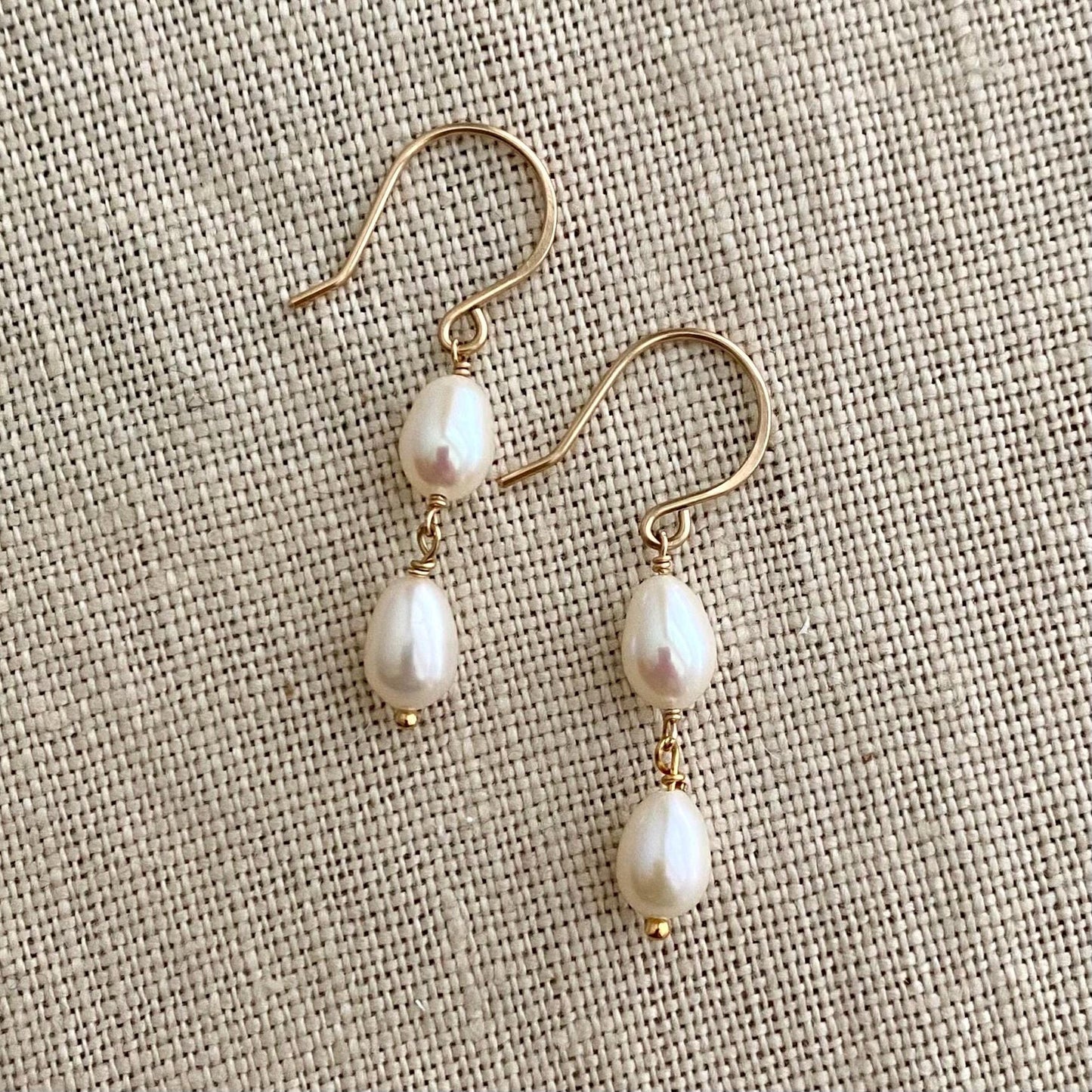 White Pearl Drop Earrings – 14k Gold Filled Hand-Hammered Ear Wires
