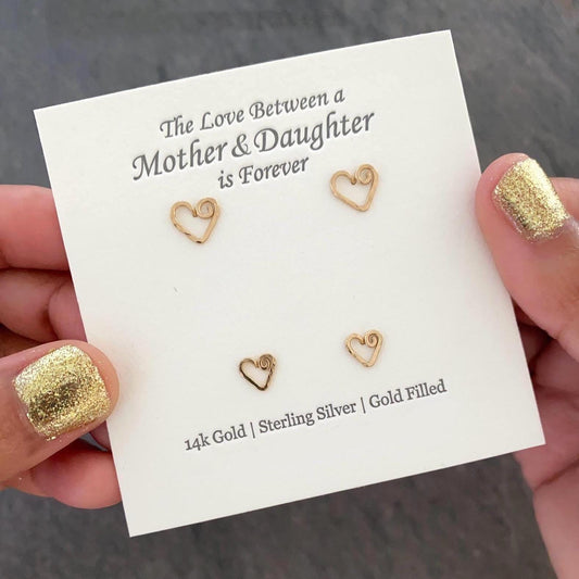 Mother Daughter 14k Gold Heart Studs Set: Hammered Texture Earrings